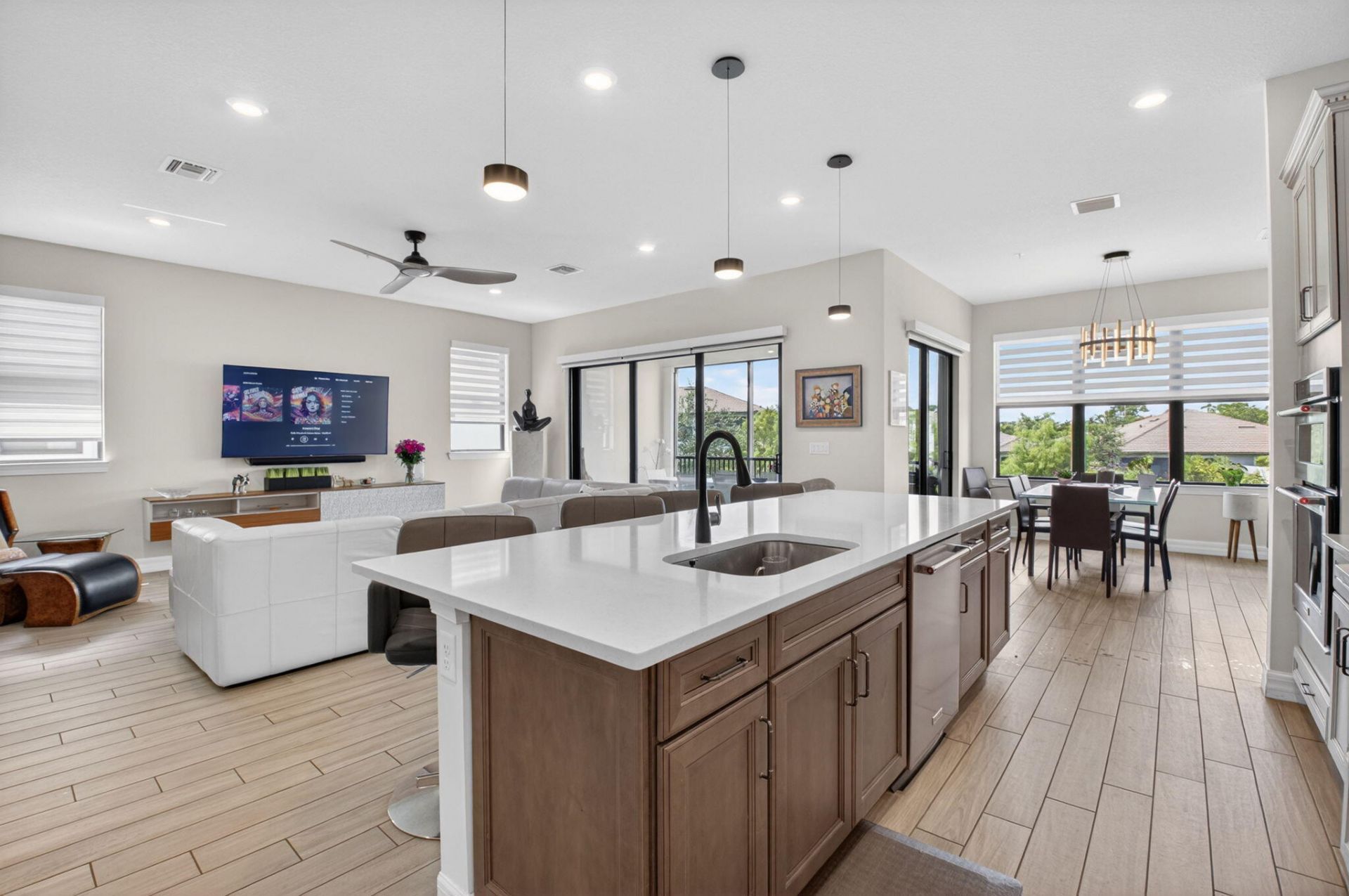 21956 Canadensis Circle, Unit 201, Boca Raton, FL 33428 Photo