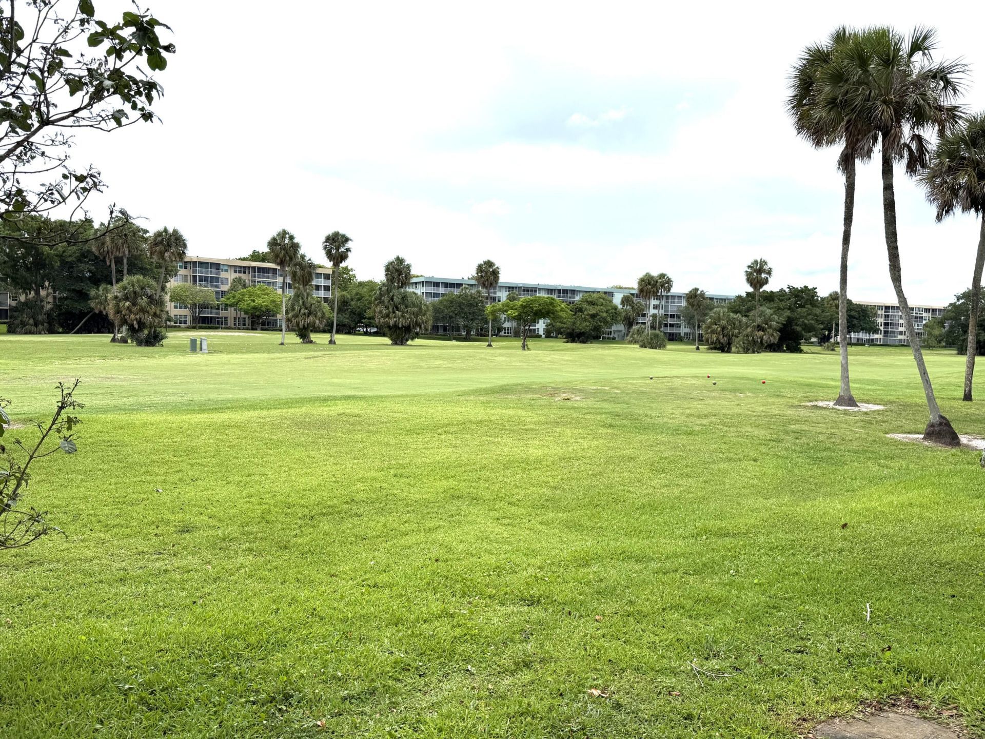 907 Cypress Terrace, Unit 201, Pompano Beach, FL 33069 Photo