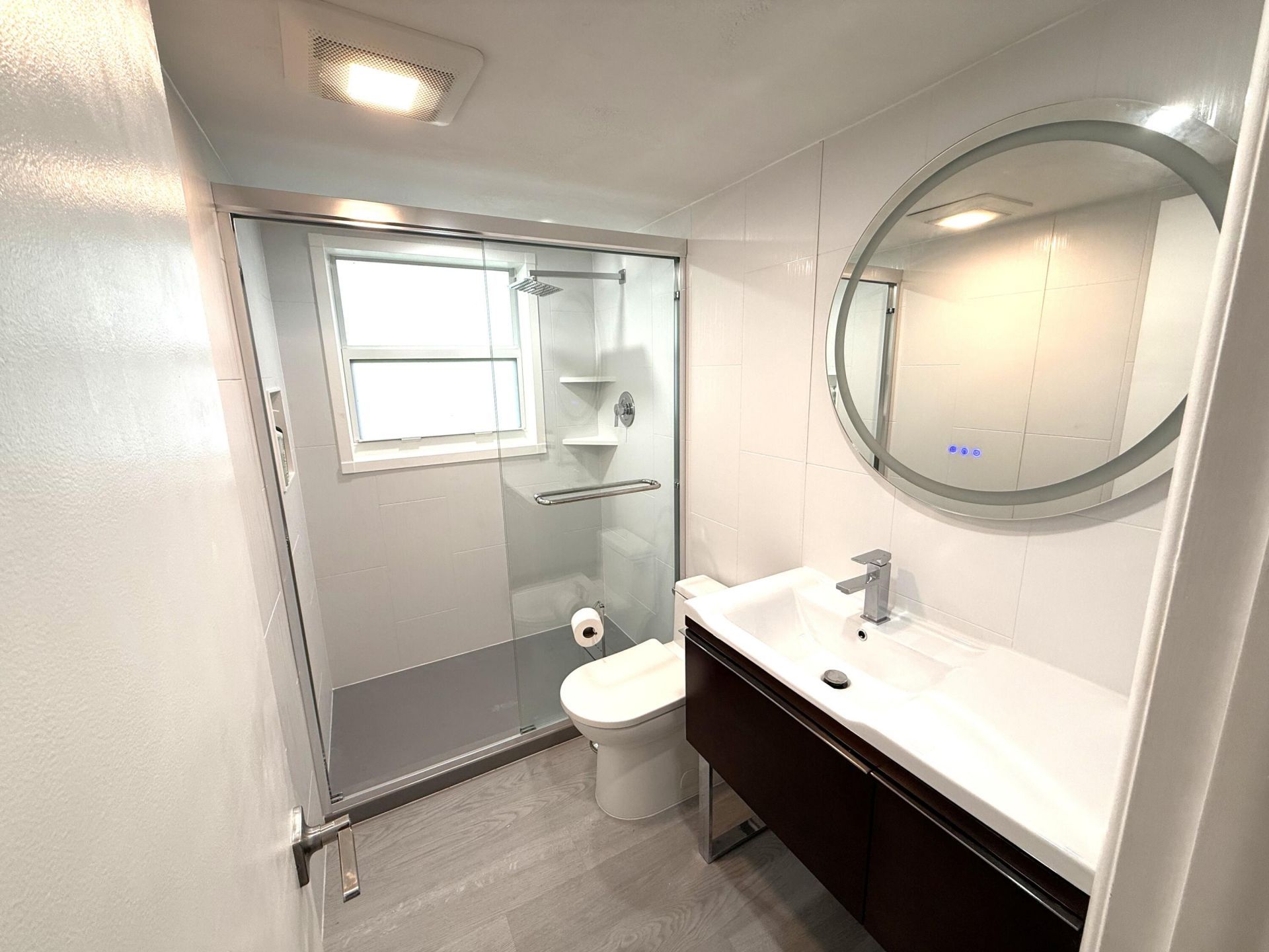 907 Cypress Terrace, Unit 201, Pompano Beach, FL 33069 Photo