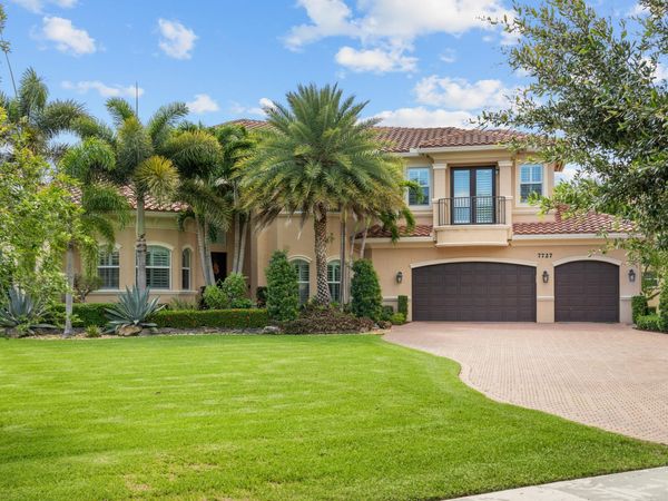 7727 Maywood Crest Drive, Palm Beach Gardens, FL 33412