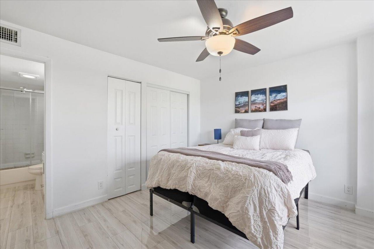 16 Royal Palm Way, Unit 205, Boca Raton, FL 33432 Photo