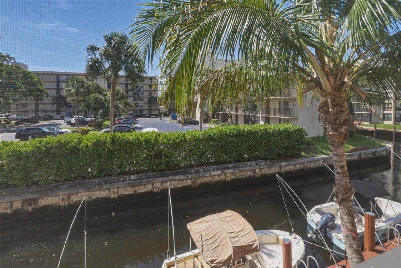 16 Royal Palm Way, Unit 205, Boca Raton, FL 33432 Photo