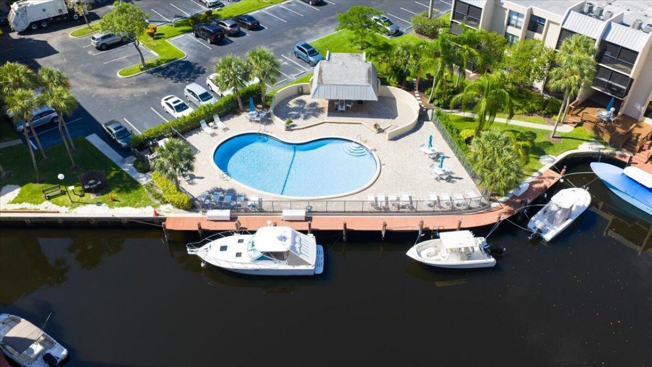 16 Royal Palm Way, Unit 205, Boca Raton, FL 33432 Photo