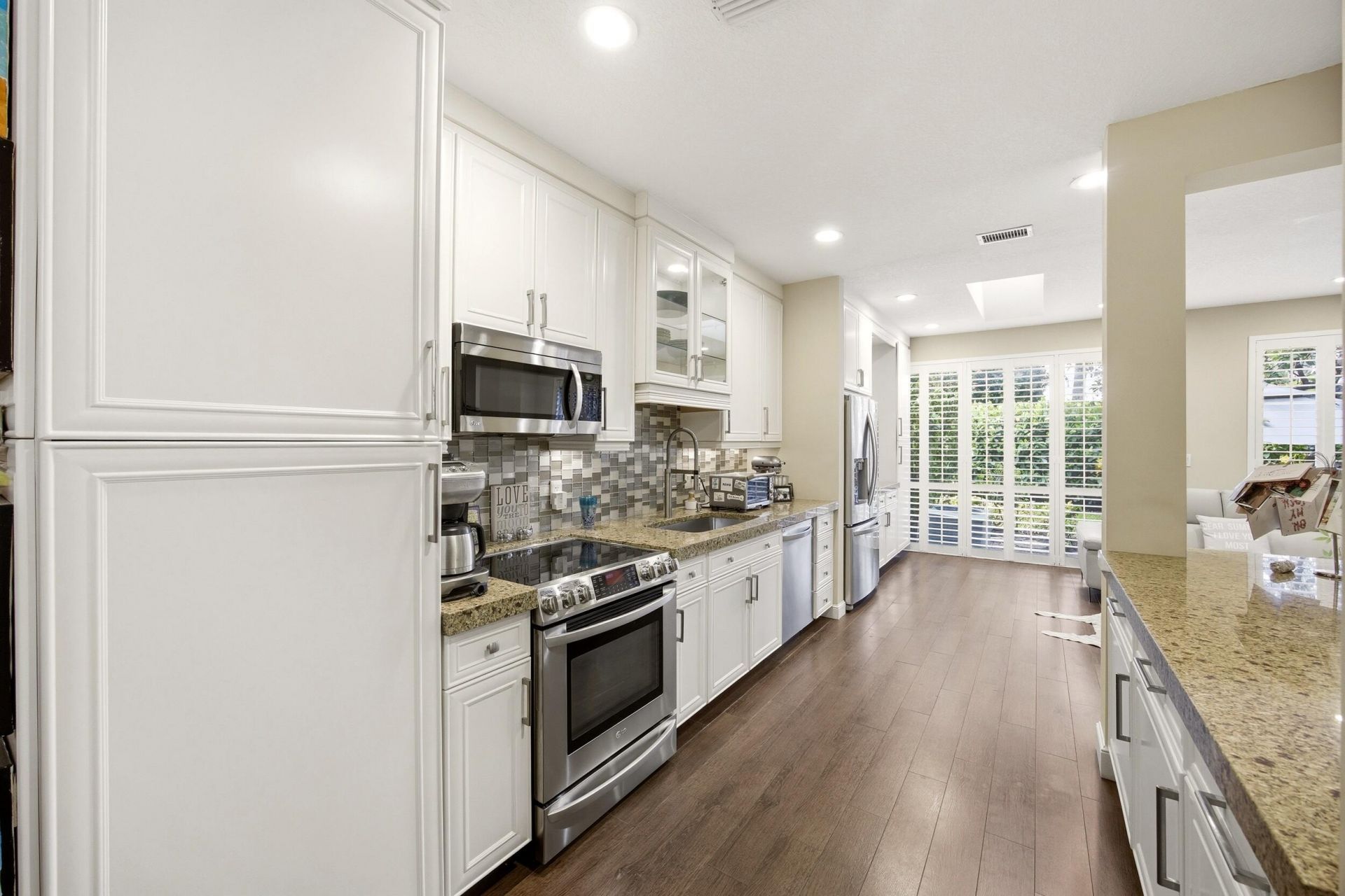 6738 Via Regina, Boca Raton, FL 33433 Photo