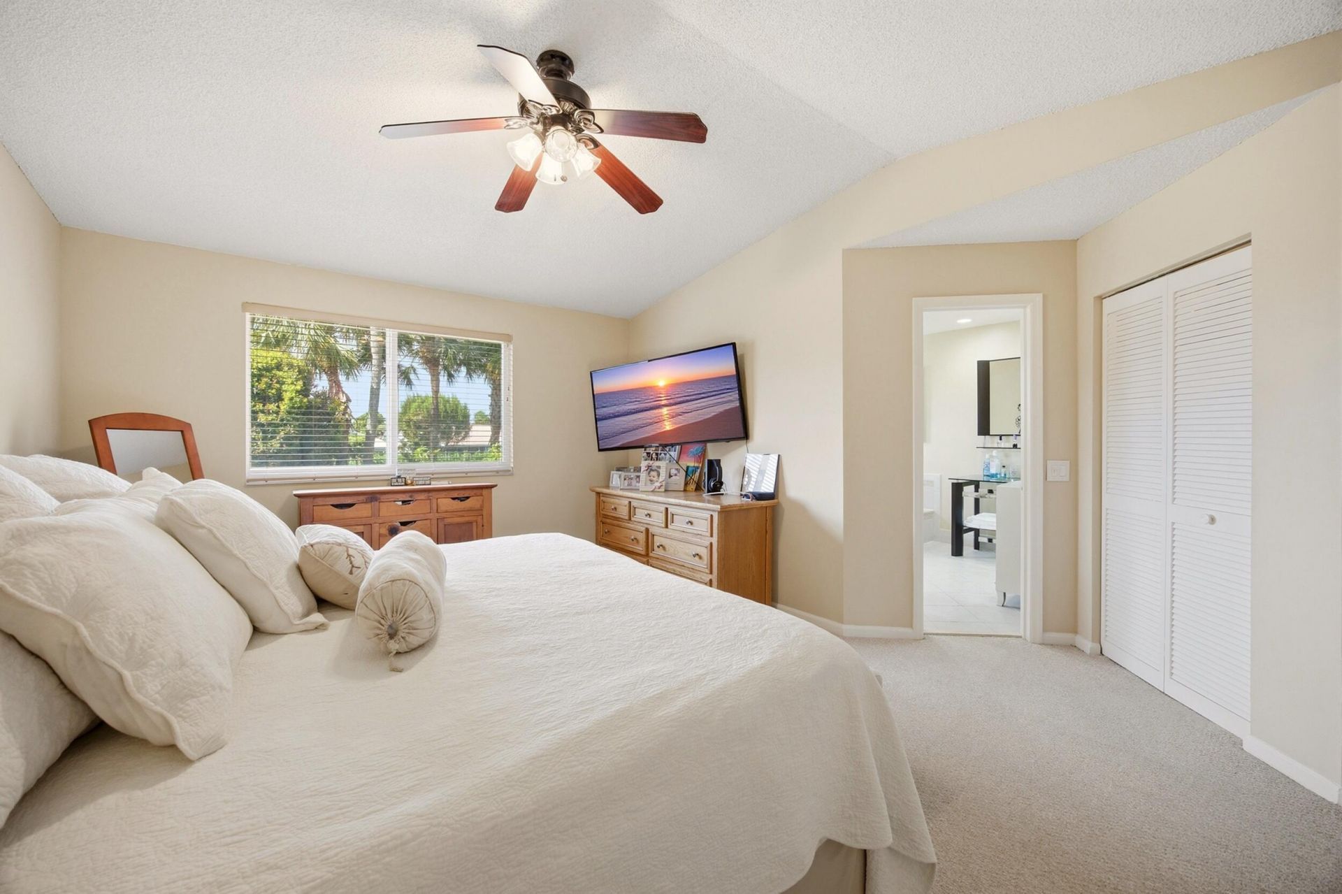 6738 Via Regina, Boca Raton, FL 33433 Photo