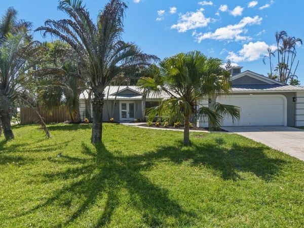 2501 SE Marius Street, Port Saint Lucie, FL 34952