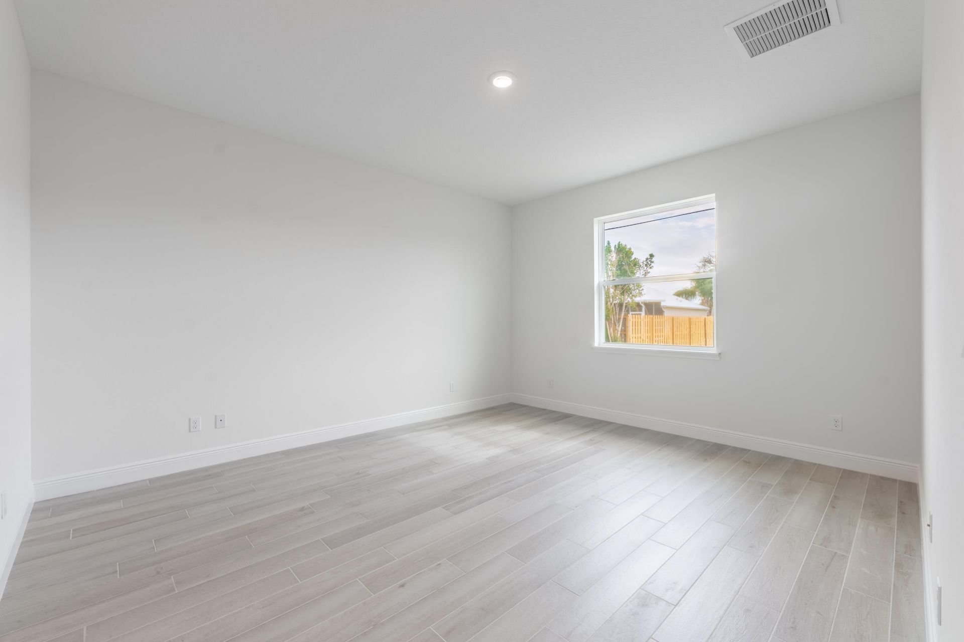 5303 Sunset Boulevard, Fort Pierce, FL 34982 Photo