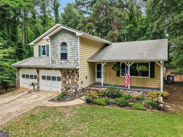 131 Jennifer Lane, Mcdonough, GA 30253