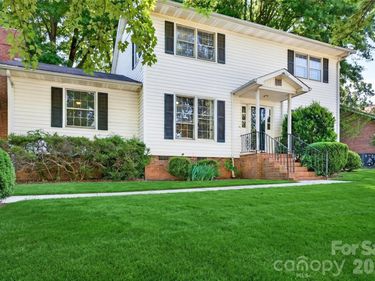 616 Old Farm Road , Statesville, NC 28625