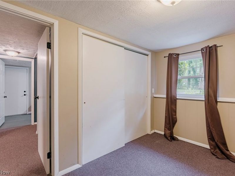 332 Stahl Avenue, Cortland, OH 44410 Photo 21