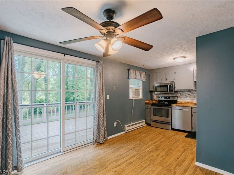 332 Stahl Avenue, Cortland, OH 44410 Photo 7