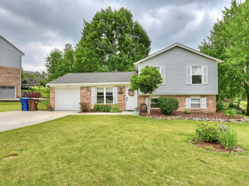 6126 Tosha Drive, Burlington, KY 41005 Photo 1
