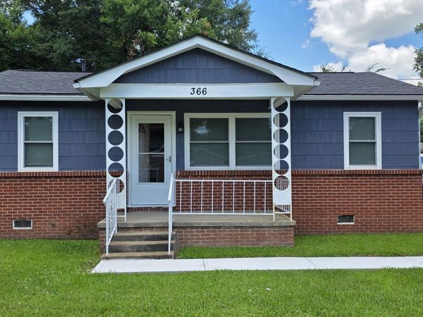 366 N Canal Street, Canton, MS 39046