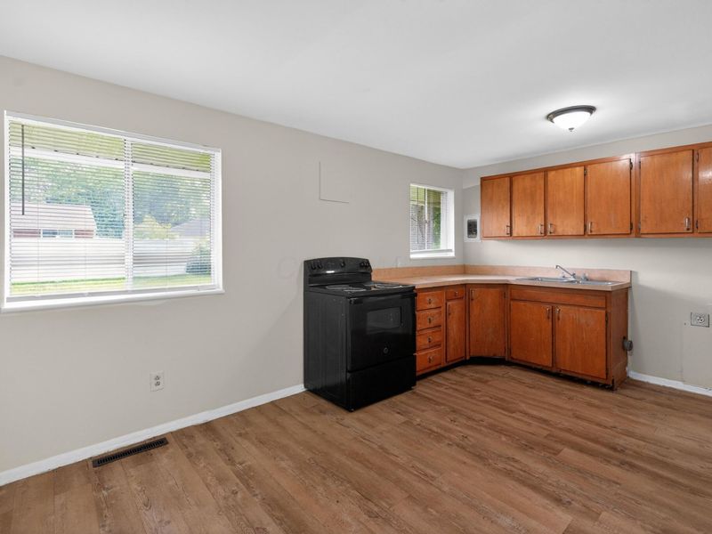 1762 Kaiser Drive , Reynoldsburg, OH 43068 Photo 9