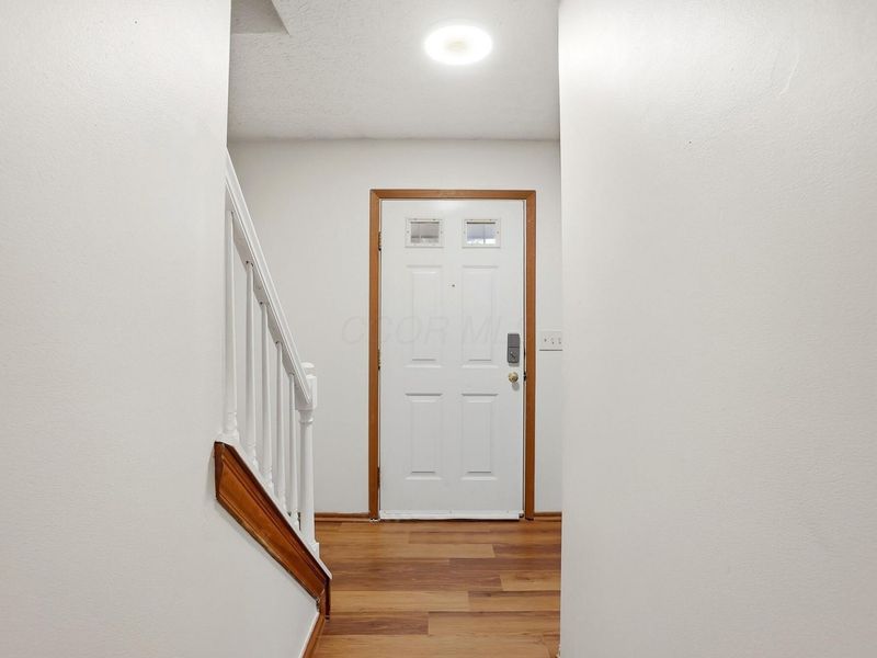 5611 Belle Oak Drive , Galloway, OH 43119 Photo 3