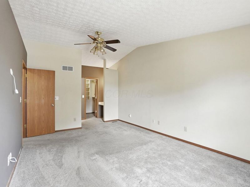 5611 Belle Oak Drive , Galloway, OH 43119 Photo 30
