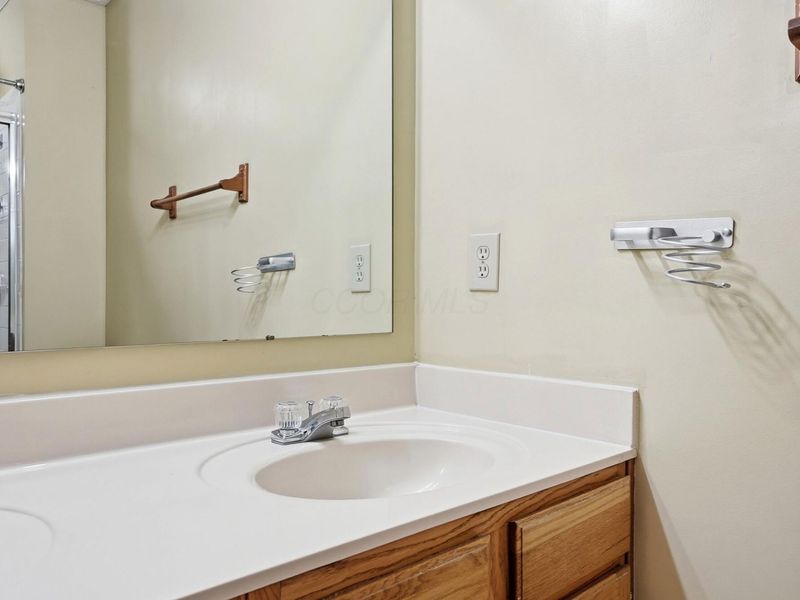 5611 Belle Oak Drive , Galloway, OH 43119 Photo 35