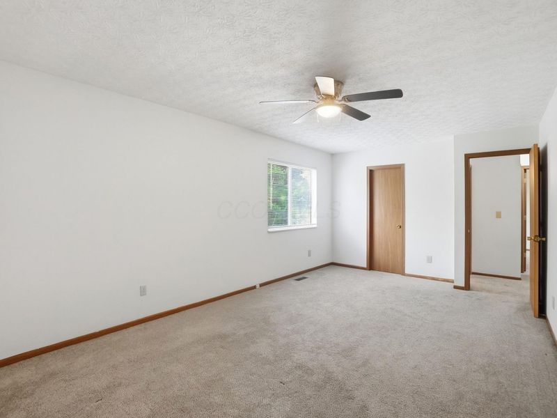 5611 Belle Oak Drive , Galloway, OH 43119 Photo 42