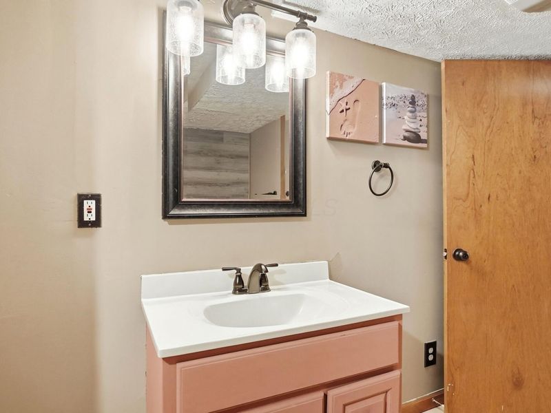 5611 Belle Oak Drive , Galloway, OH 43119 Photo 56