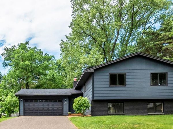 4519 Oak Leaf Drive, Vadnais Heights, MN 55127