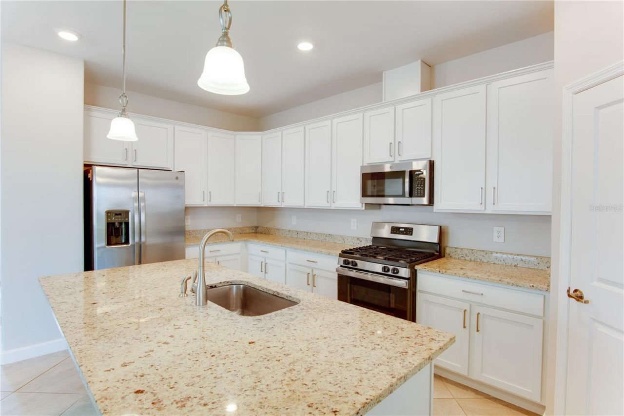 15890 Islandwalk Avenue , Bradenton, FL 34211 Photo