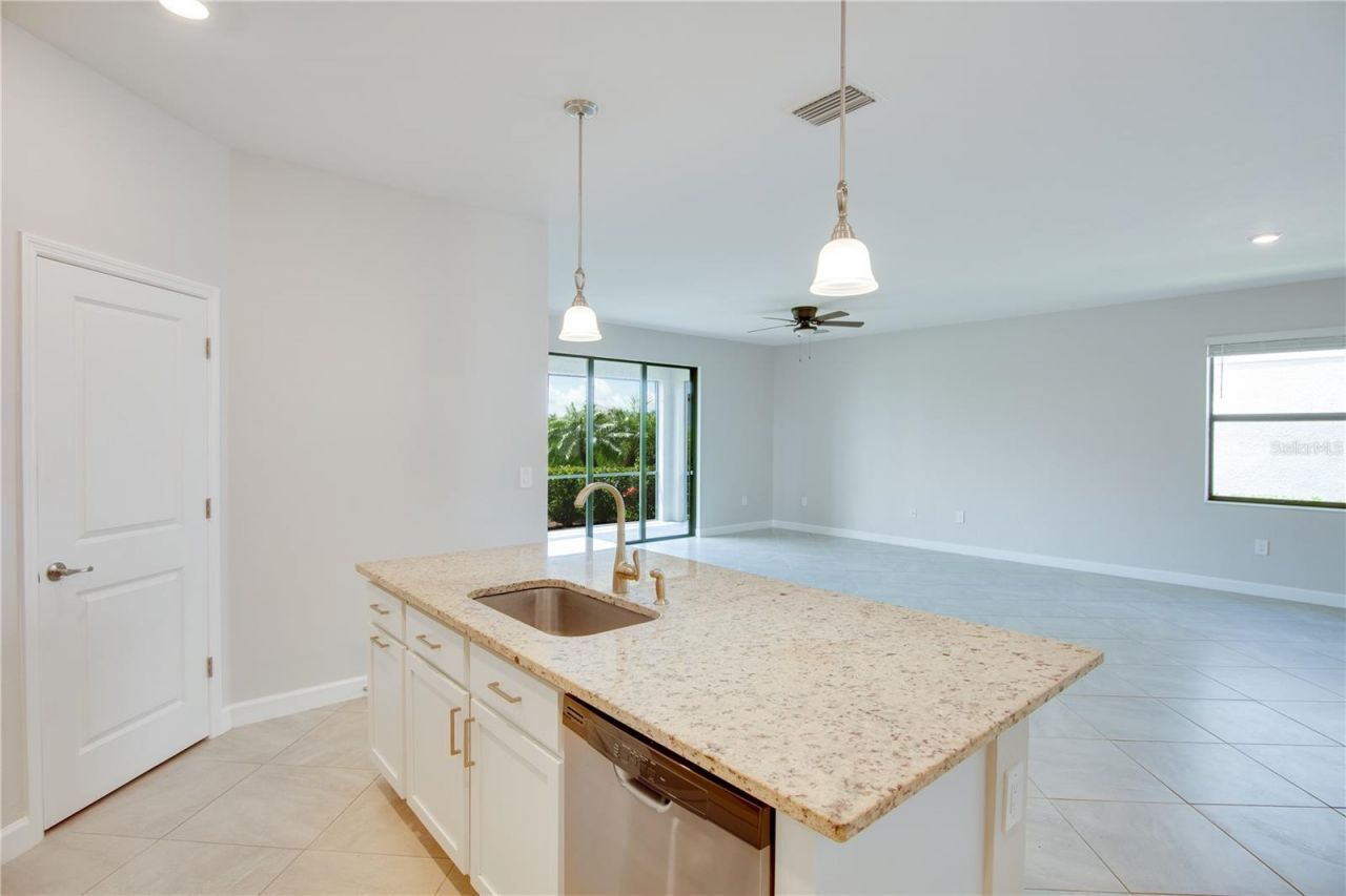 15890 Islandwalk Avenue , Bradenton, FL 34211 Photo