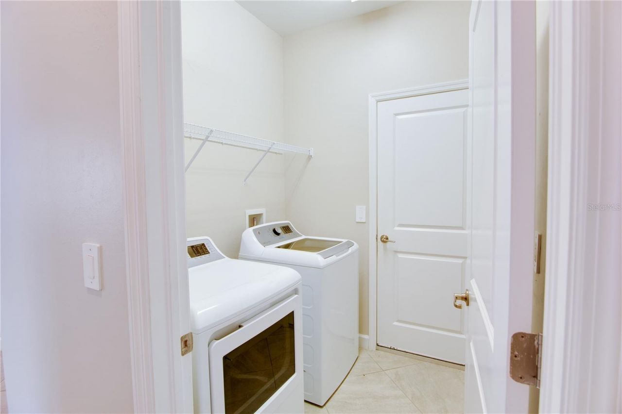 15890 Islandwalk Avenue , Bradenton, FL 34211 Photo