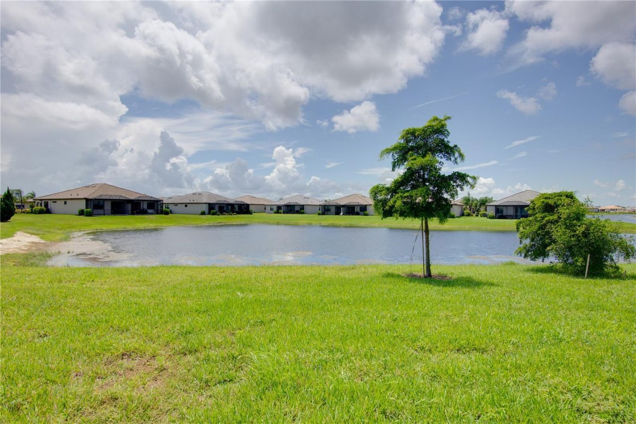 15890 Islandwalk Avenue , Bradenton, FL 34211 Photo