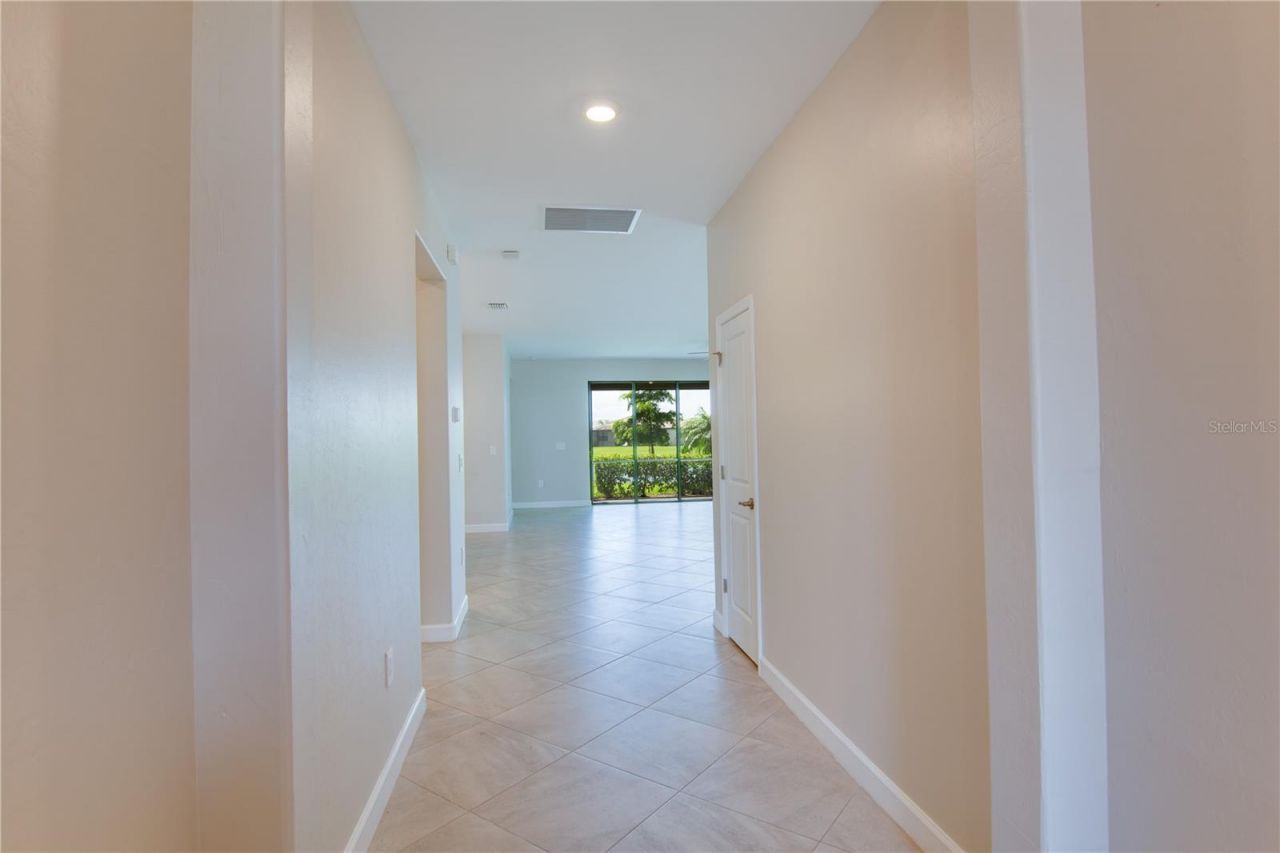 15890 Islandwalk Avenue , Bradenton, FL 34211 Photo