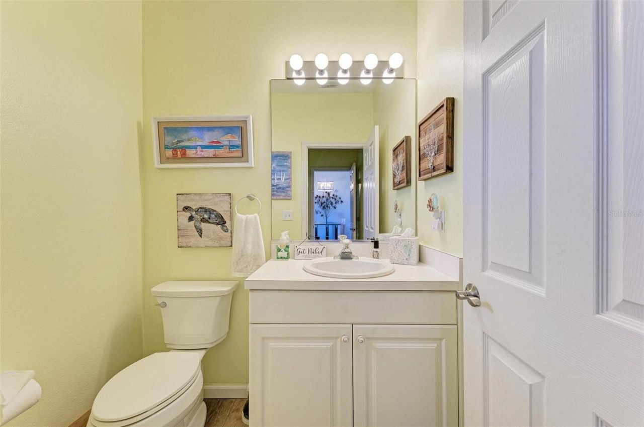1469 Gulf Drive N, Bradenton Beach, FL 34217 Photo