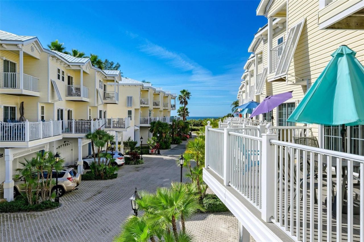 1469 Gulf Drive N, Bradenton Beach, FL 34217 Photo