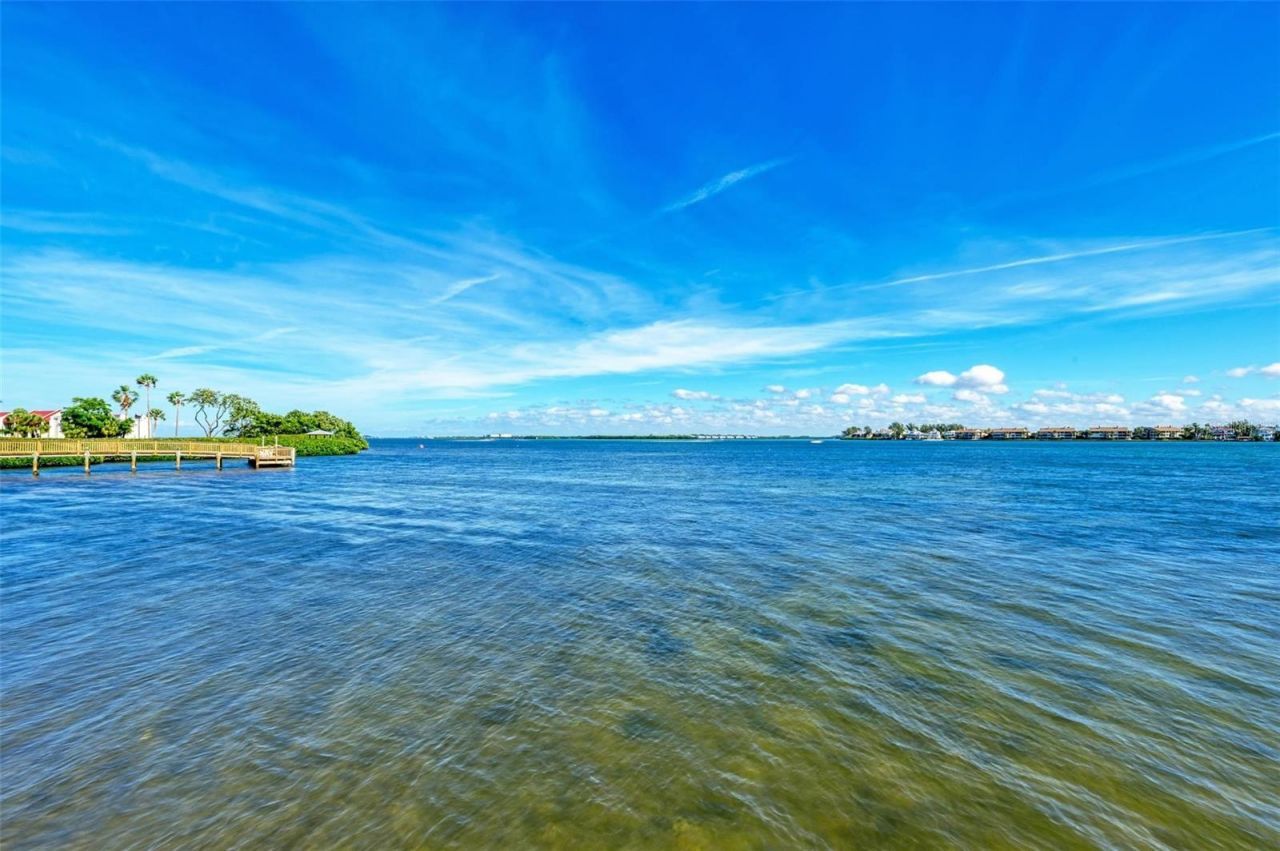 1469 Gulf Drive N, Bradenton Beach, FL 34217 Photo