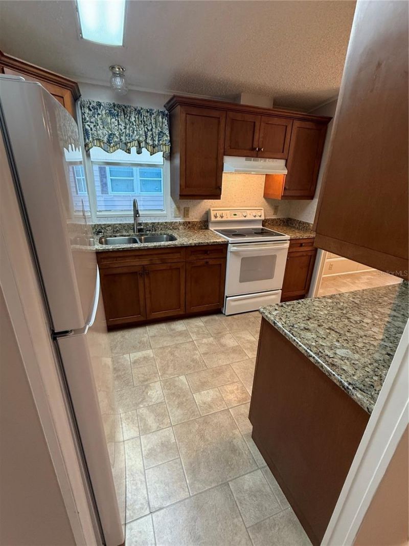 5707 45th Street E, Unit 120, Bradenton, FL 34203 Photo