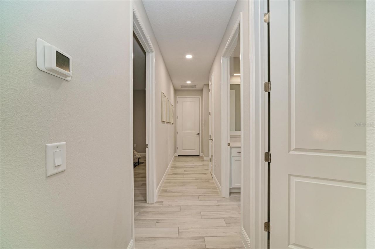 1079 Waterline Court, Sarasota, FL 34240 Photo