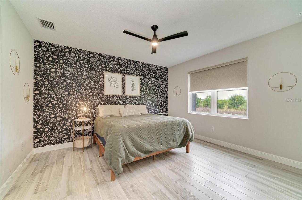1079 Waterline Court, Sarasota, FL 34240 Photo