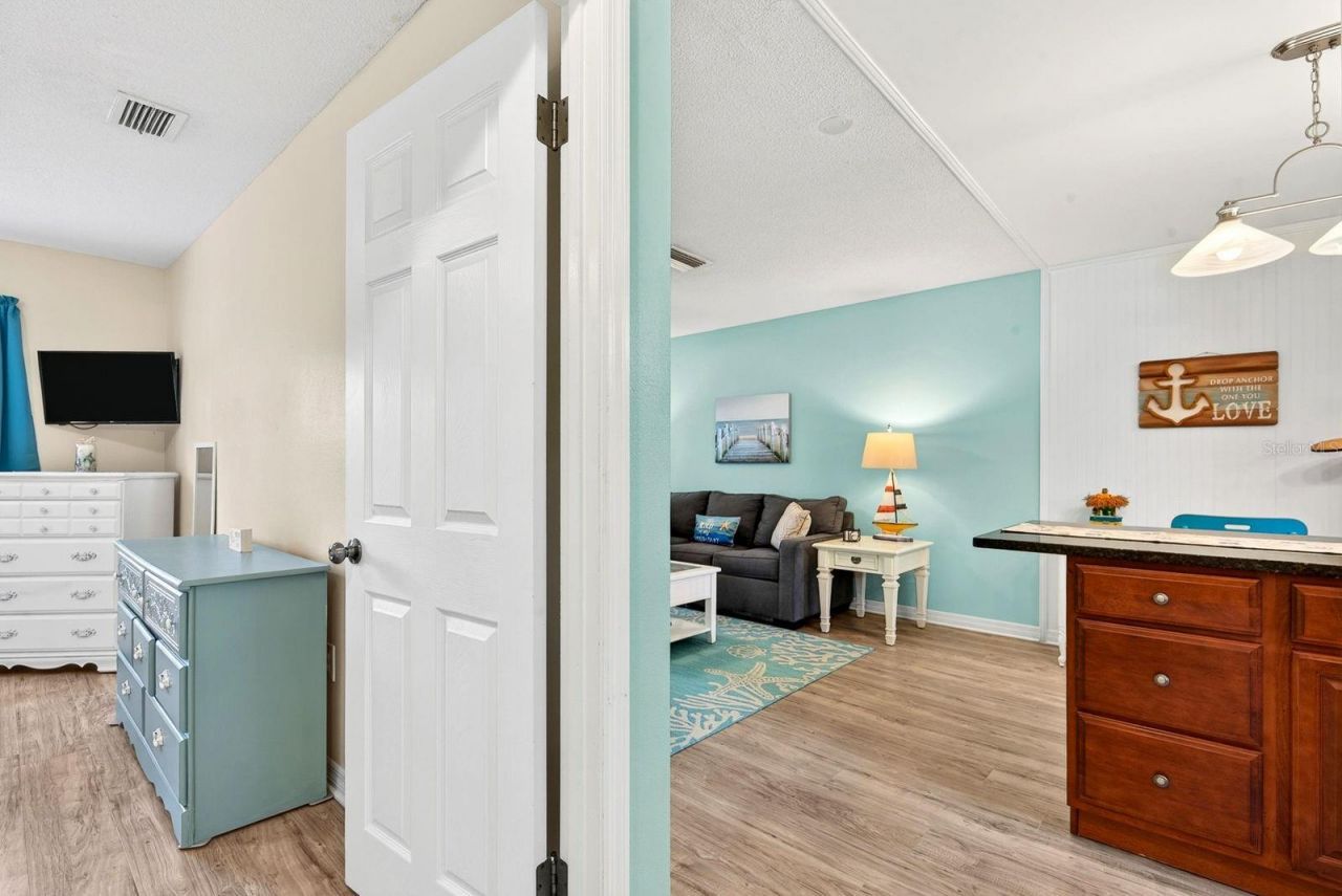 5055 Live Oak Circle , Unit 5055, Bradenton, FL 34207 Photo
