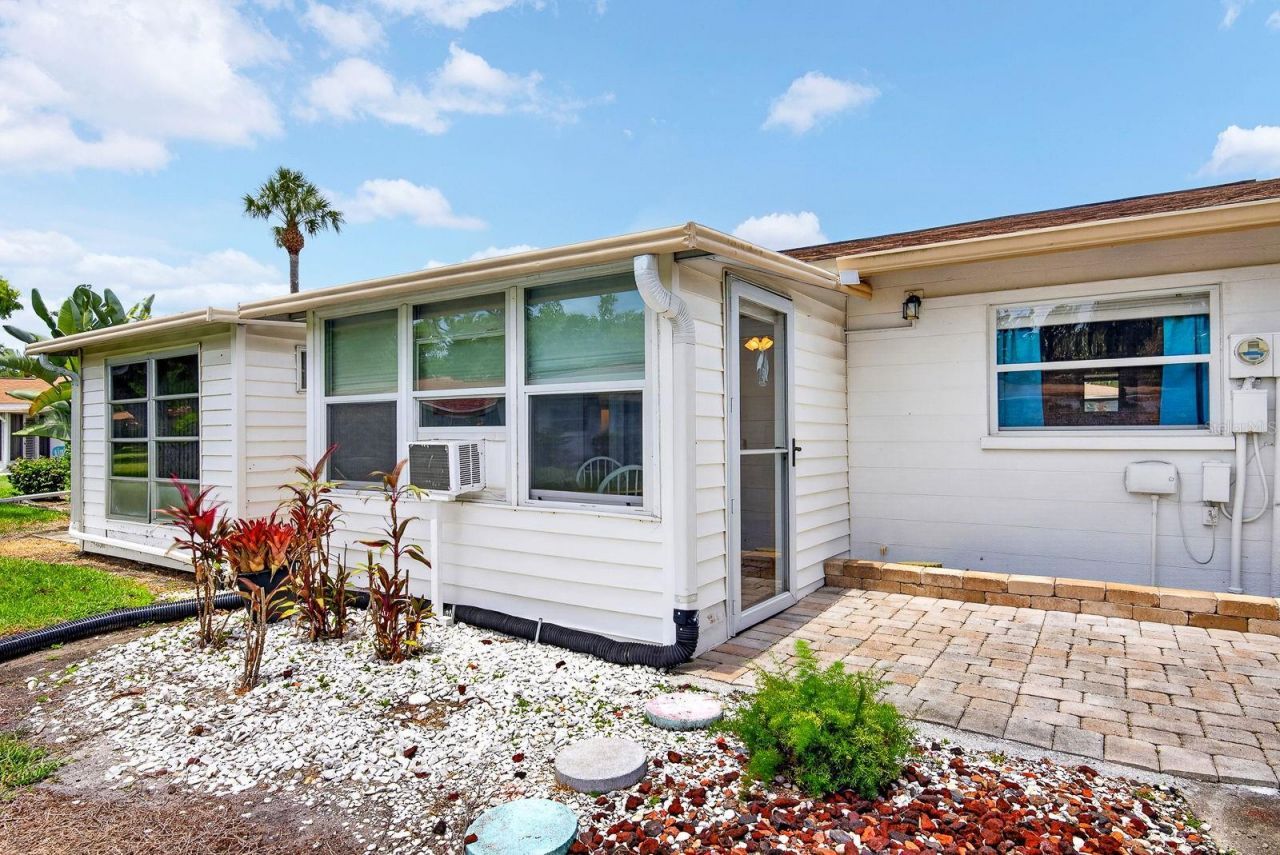 5055 Live Oak Circle , Unit 5055, Bradenton, FL 34207 Photo