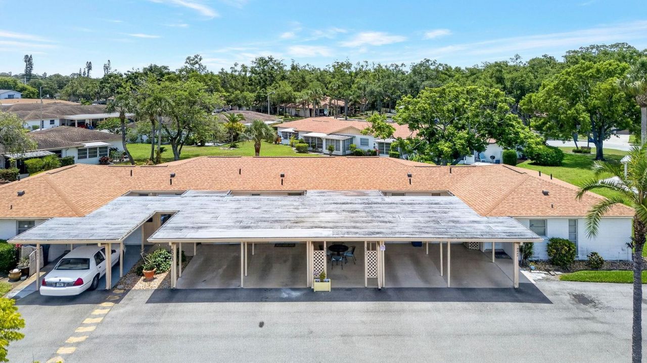 5055 Live Oak Circle , Unit 5055, Bradenton, FL 34207 Photo