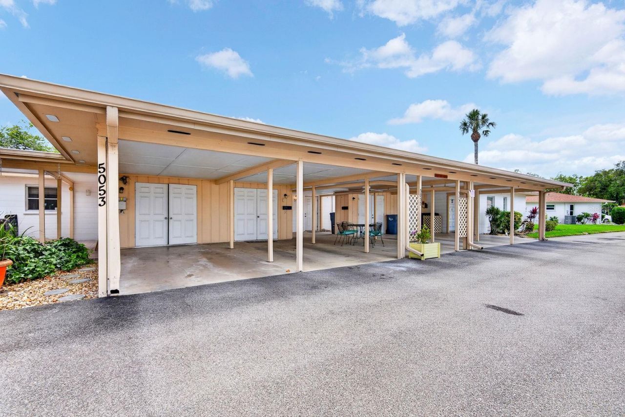 5055 Live Oak Circle , Unit 5055, Bradenton, FL 34207 Photo