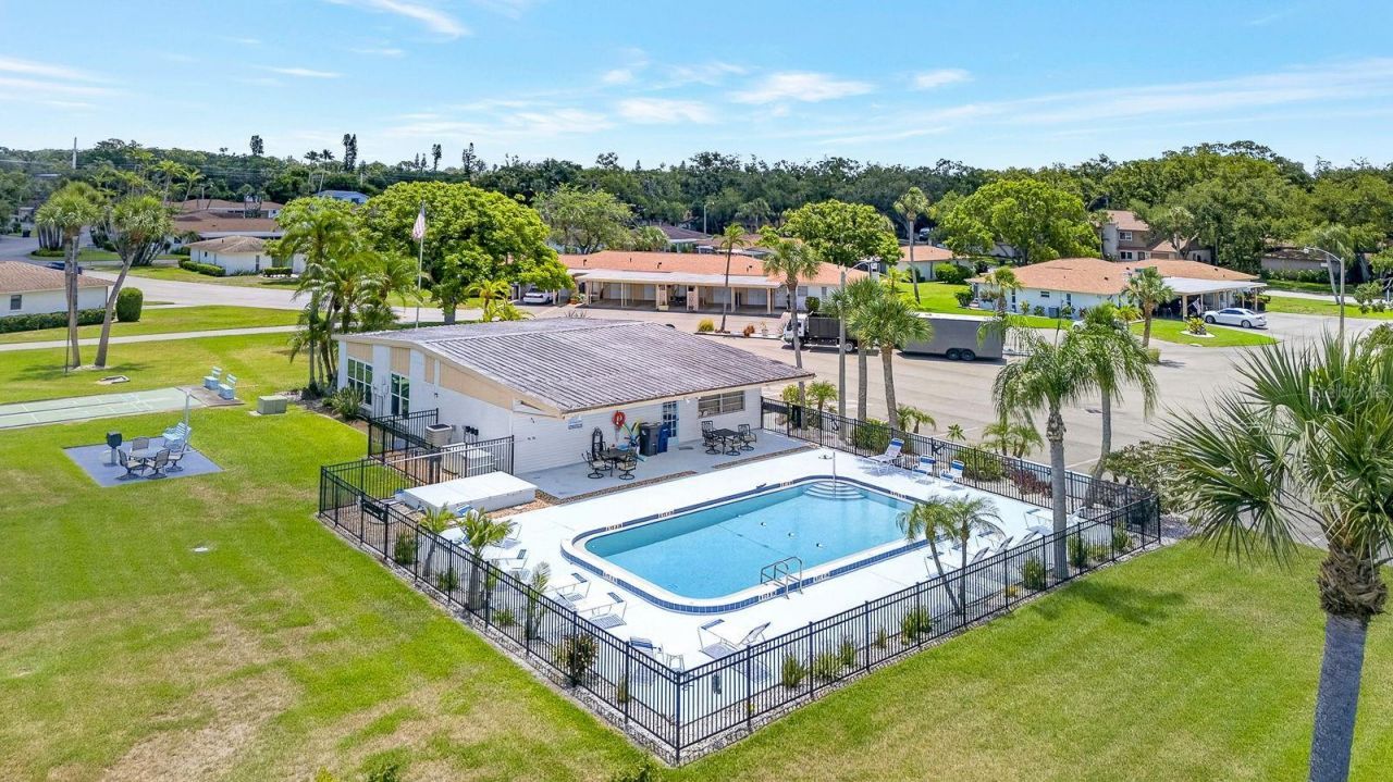 5055 Live Oak Circle , Unit 5055, Bradenton, FL 34207 Photo
