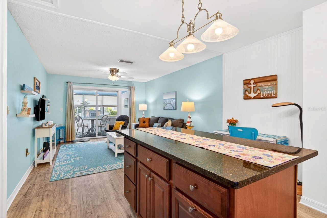 5055 Live Oak Circle , Unit 5055, Bradenton, FL 34207 Photo