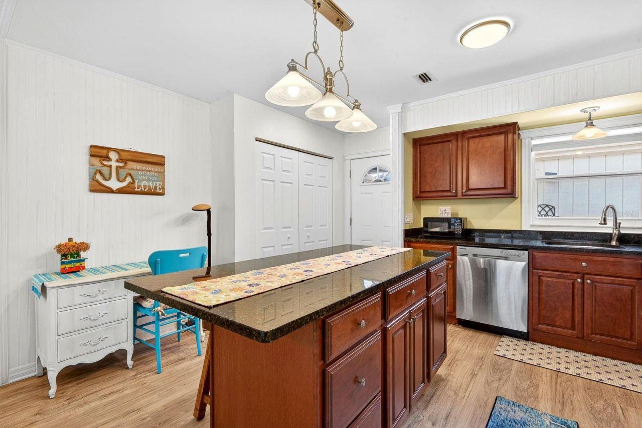 5055 Live Oak Circle , Unit 5055, Bradenton, FL 34207 Photo