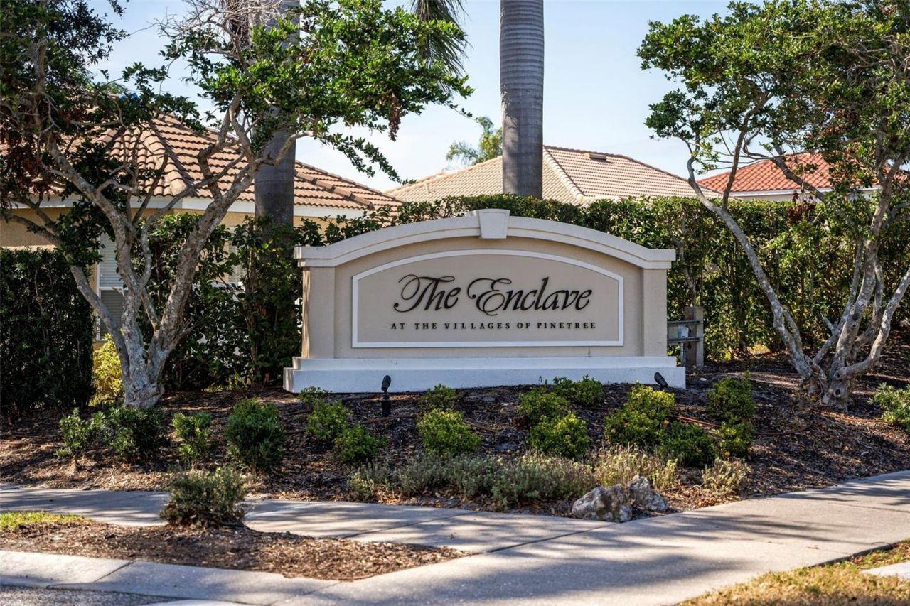 1167 Fraser Pine Boulevard , Sarasota, FL 34240 Photo