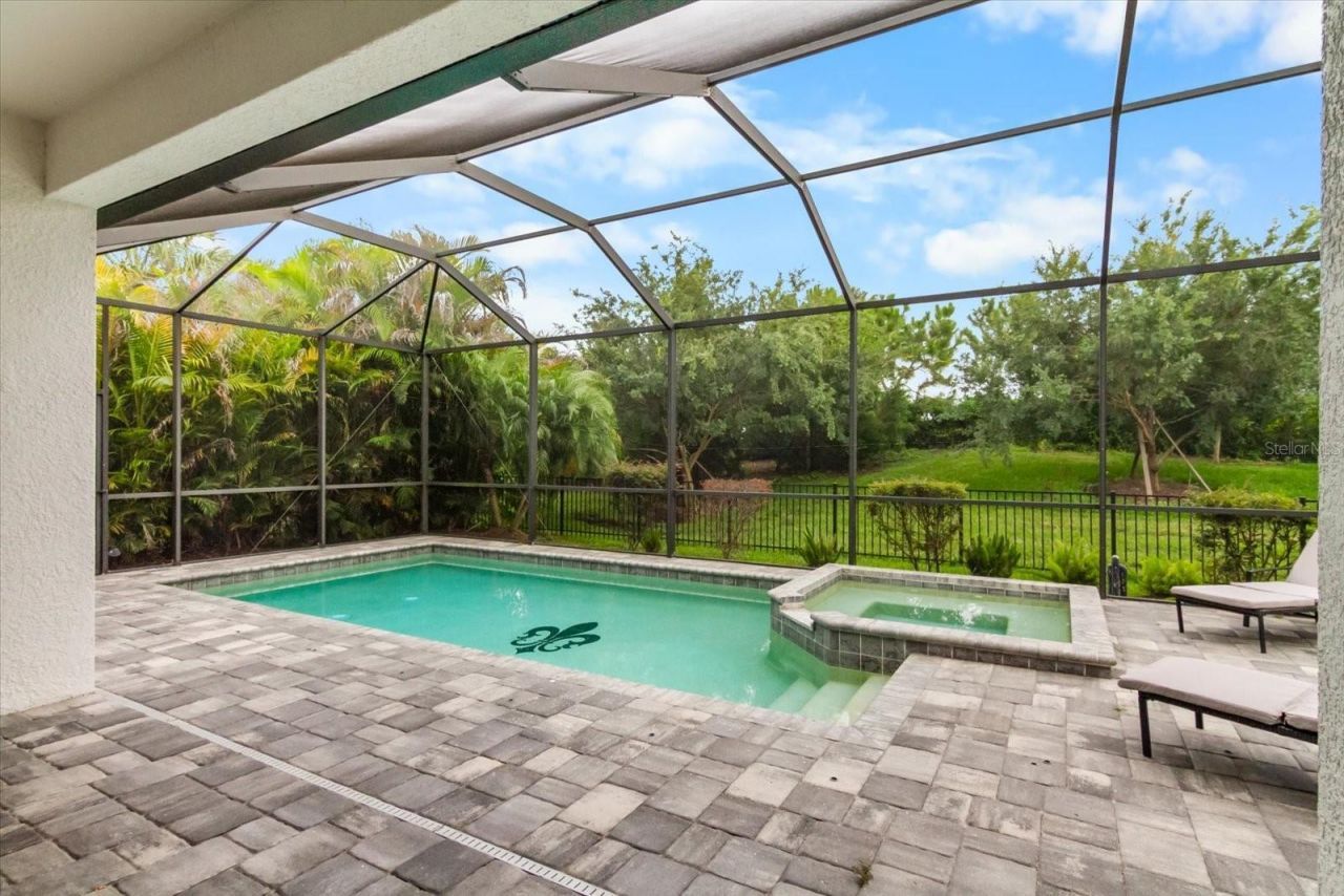6325 Rivo Lakes Boulevard, Sarasota, FL 34241 Photo
