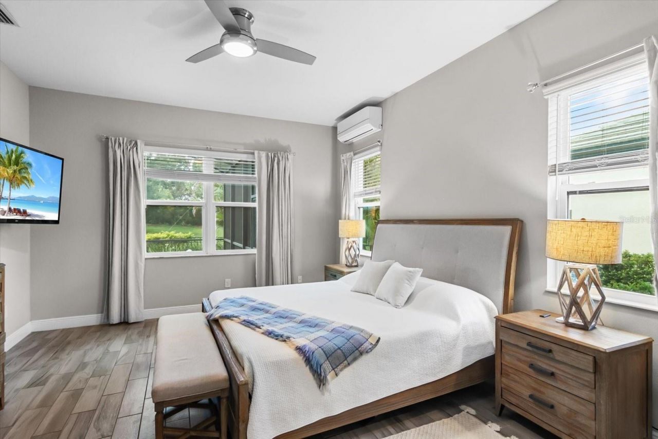 6325 Rivo Lakes Boulevard, Sarasota, FL 34241 Photo