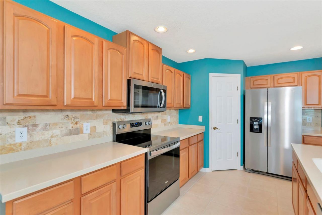 6143 42nd Street Circle E, Bradenton, FL 34203 Photo