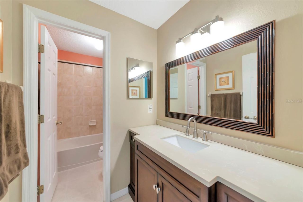 6143 42nd Street Circle E, Bradenton, FL 34203 Photo