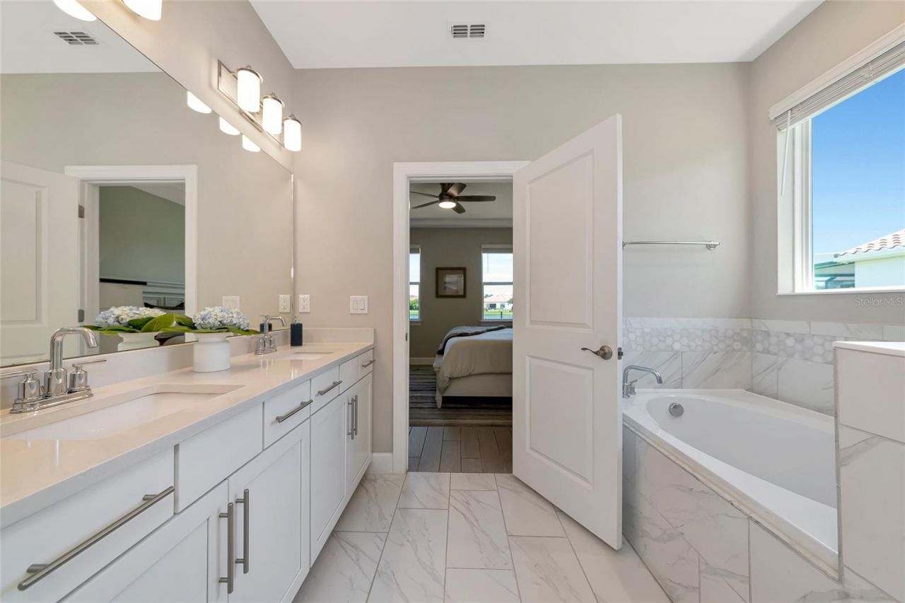 13513 Flat Woods Terrace , Bradenton, FL 34211 Photo