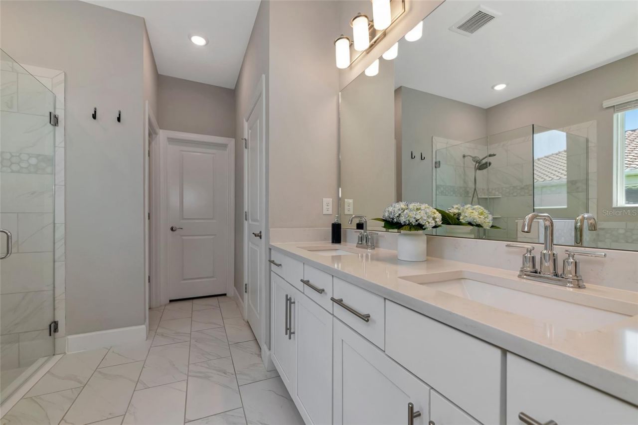 13513 Flat Woods Terrace , Bradenton, FL 34211 Photo