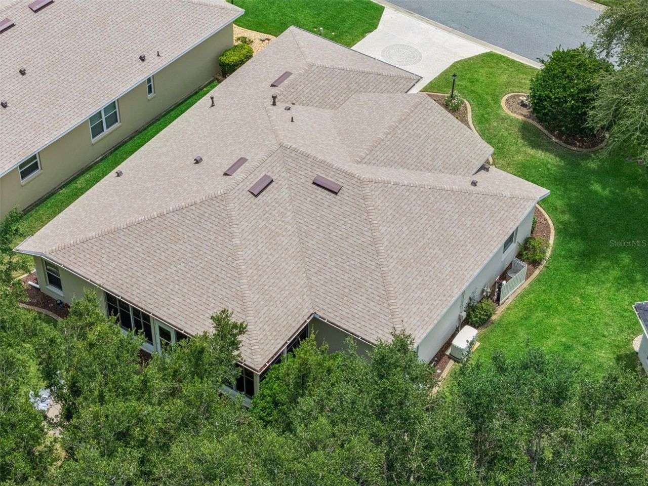 22240 Caledonia Drive , Leesburg, FL 34748 Photo